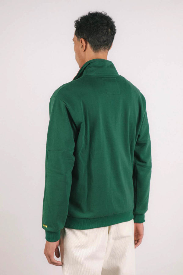 Sweat-shirt col zippé vert et col rouge recyclée, homme