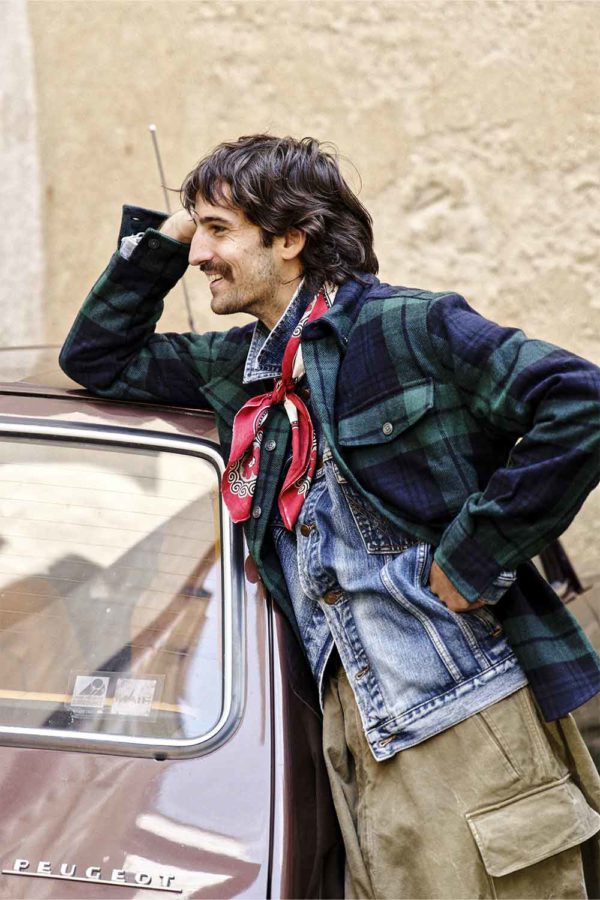 Surchemise en laine à carreaux marines et verts poches à rabats homme